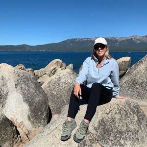 Brandy Melville Half Zip Fleece Lined Sweatshirt